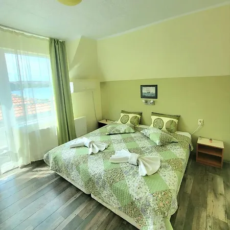 Penthouse Perla, Vasiliko * Carewo