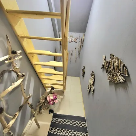 Penthouse Perla, Vasiliko Carewo