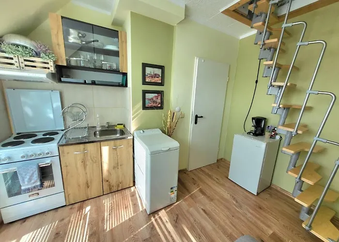 Penthouse Perla, Vasiliko