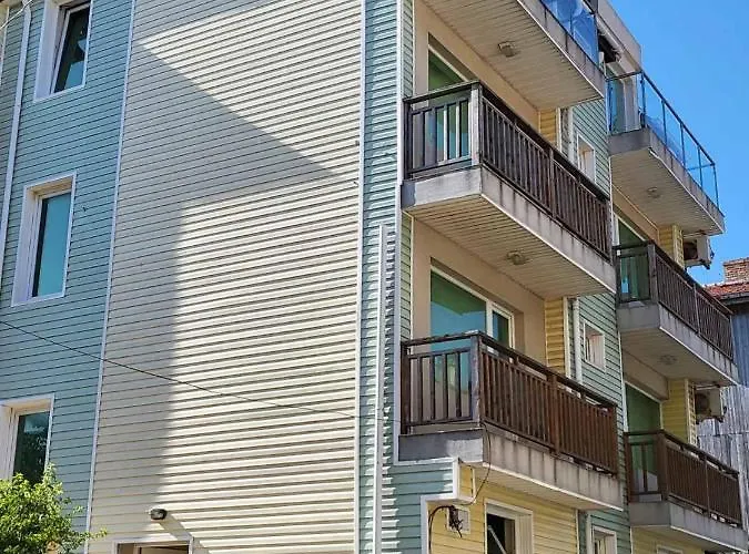 Апартамент Penthouse Perla, Vasiliko