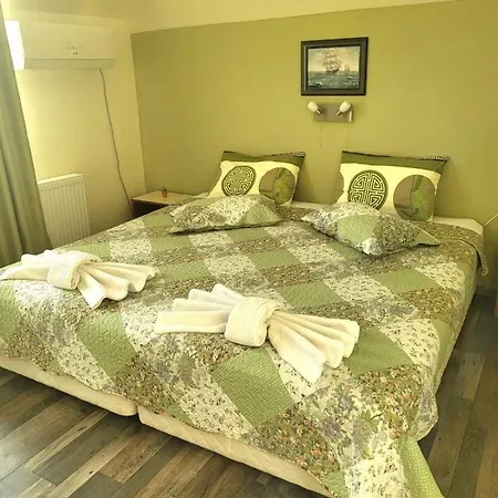 Penthouse Perla, Vasiliko דירה צרבו