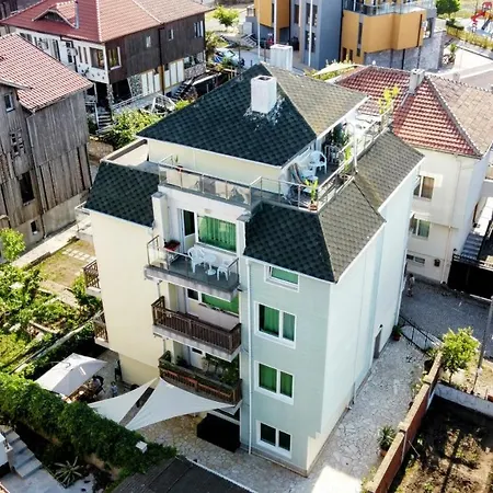 Penthouse Perla, Vasiliko דירה