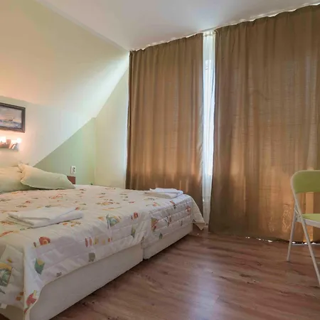 Penthouse Perla, Vasiliko Apartment *